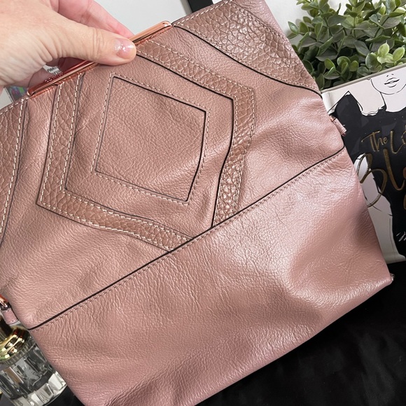 Mimco Luminance cossbody bag - Picture 5 of 10